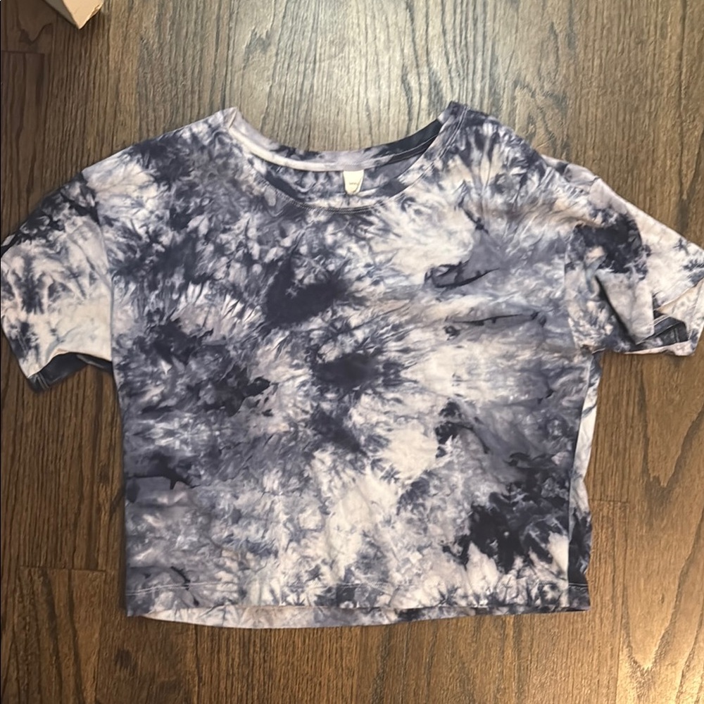 Define Your Inspiration (DYI) Tie-Dye Cropped boxy T-Shirt